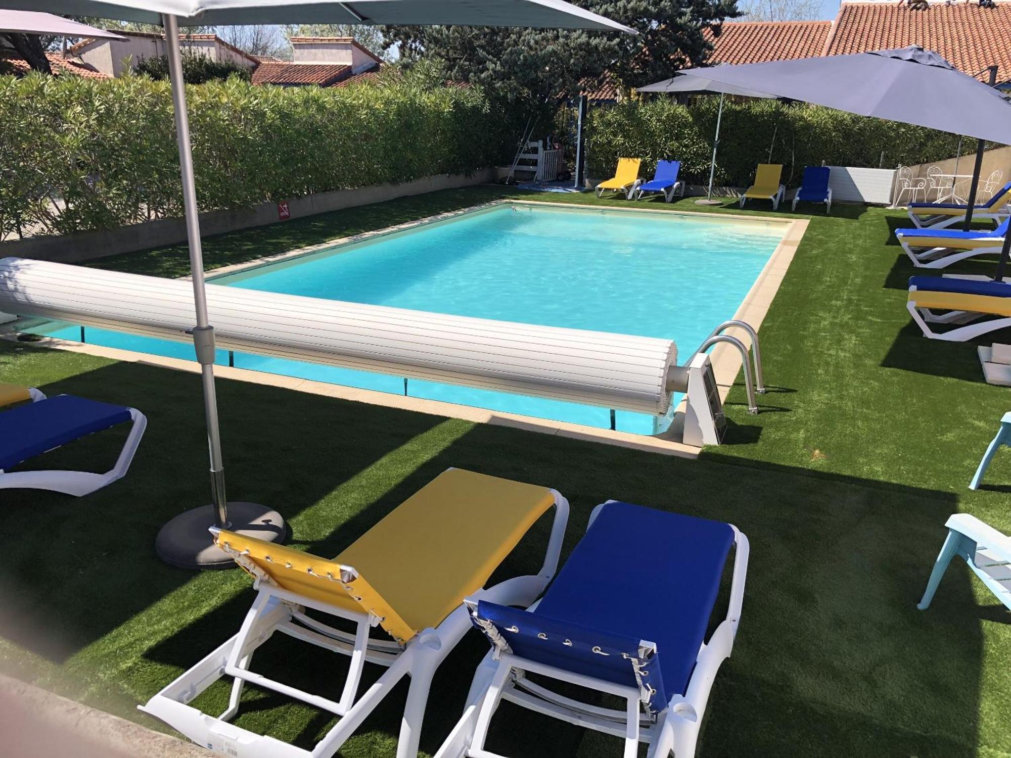 Hotel Des 4 Vents "Esprit Camargue" Aigues-Mortes Exterior photo