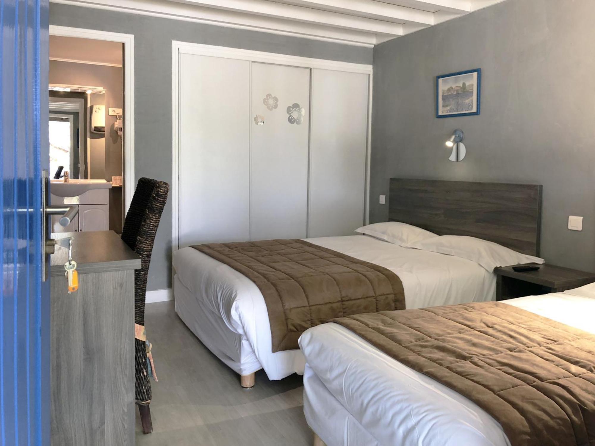 Hotel Des 4 Vents "Esprit Camargue" Aigues-Mortes Exterior photo