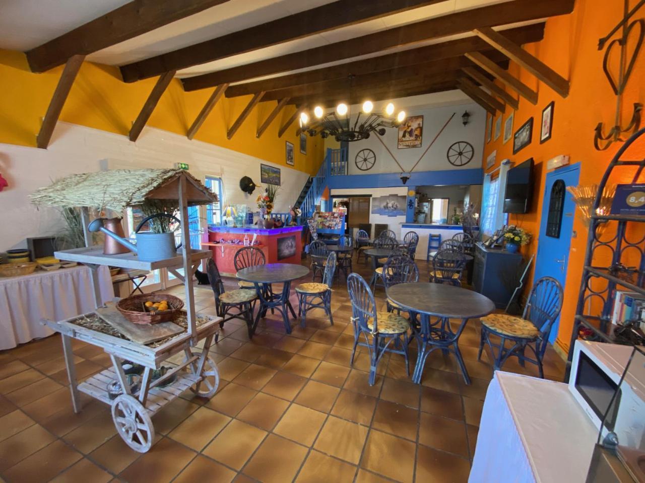 Hotel Des 4 Vents "Esprit Camargue" Aigues-Mortes Exterior photo