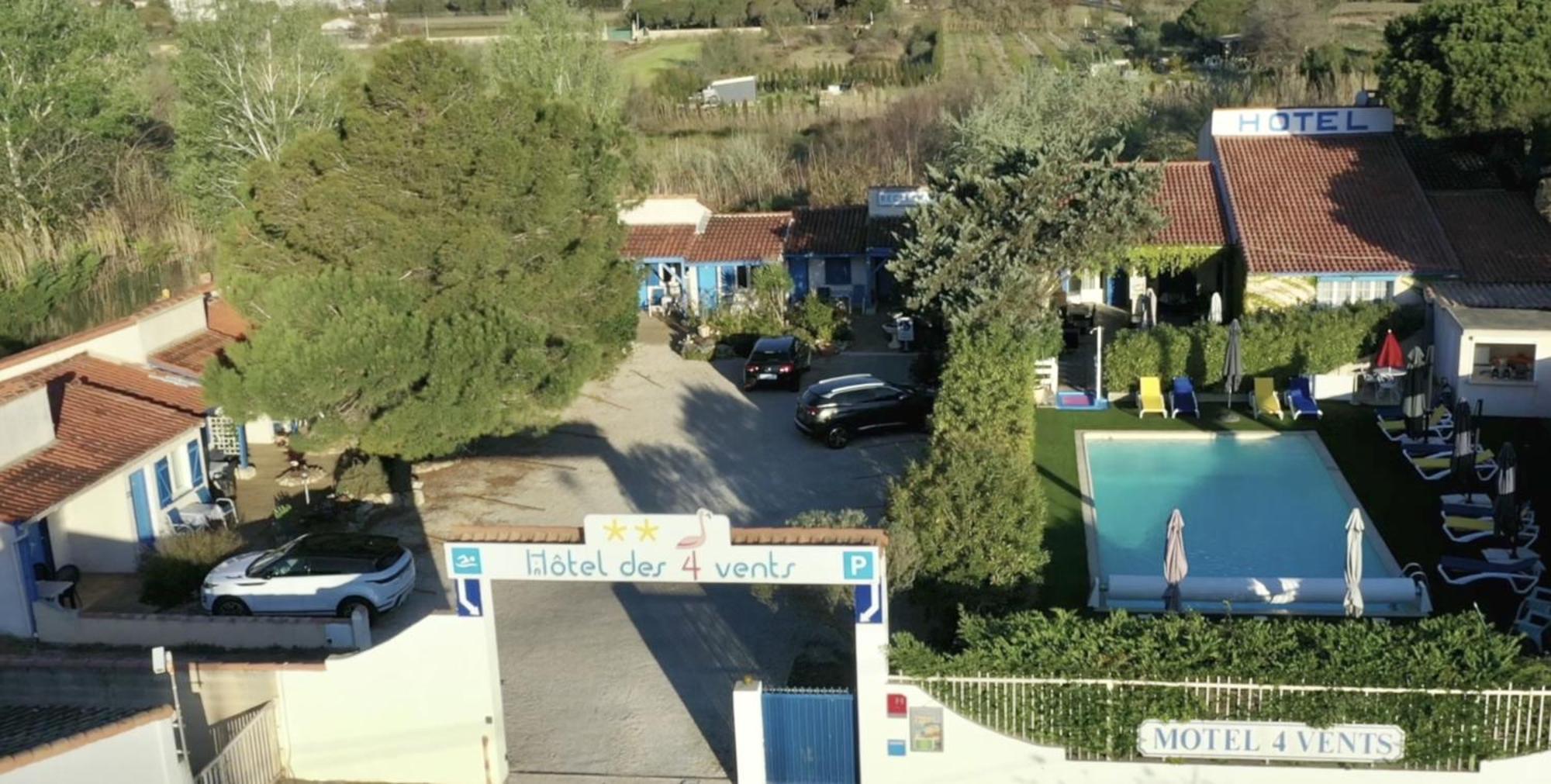 Hotel Des 4 Vents "Esprit Camargue" Aigues-Mortes Exterior photo